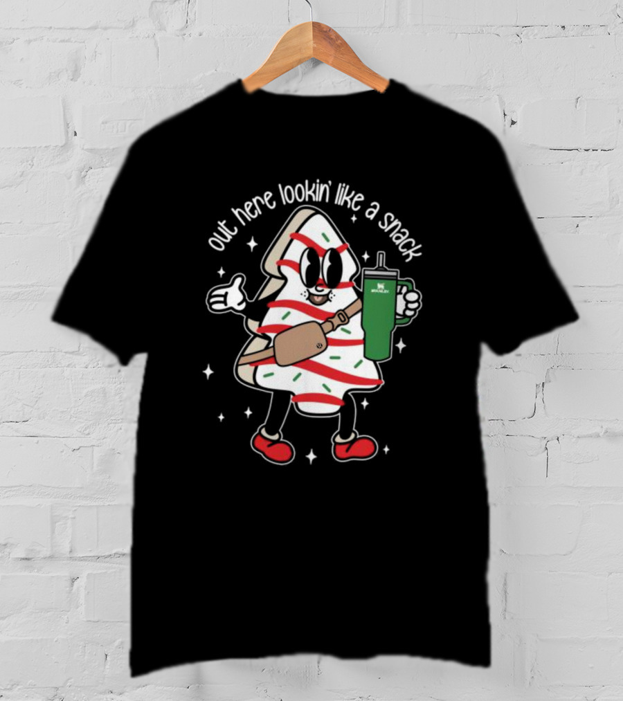 Out Here Looking Like A Snack Cute Boo Jee Xmas Tree With Drink And Bag T-Shirt