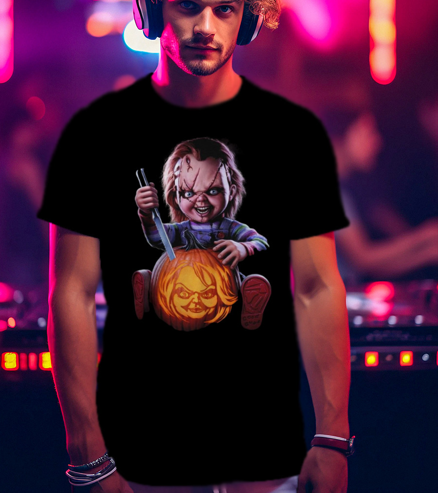 Chucky Creepy Carver Halloween Pumpkin Knife T-Shirt
