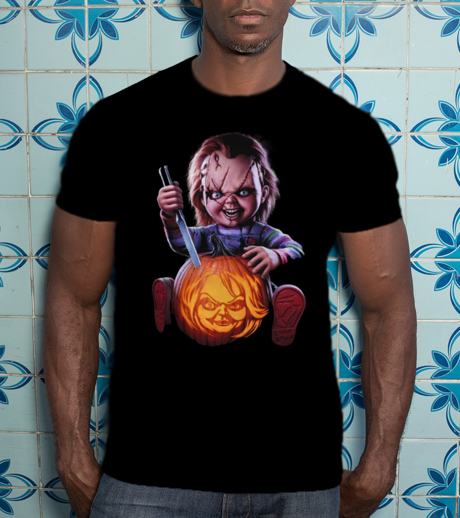 Chucky Creepy Carver Halloween Pumpkin Knife T-Shirt