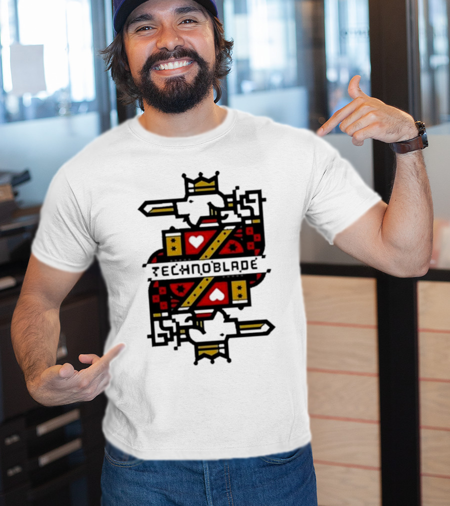 Technoblade Crowned Warrior Card Heart Sword T-Shirt
