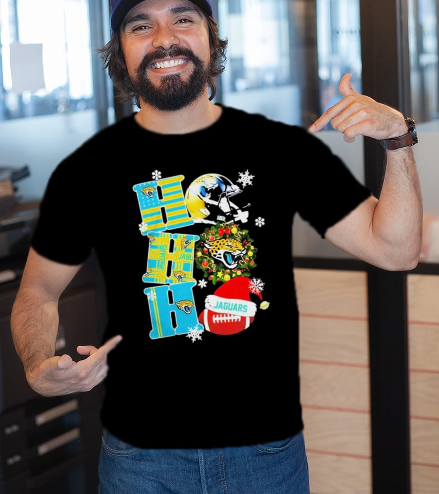 Jacksonville Jaguars Ho Ho Ho Merry Christmas Football Santa Hat Snowflakes Wreath T-Shirt