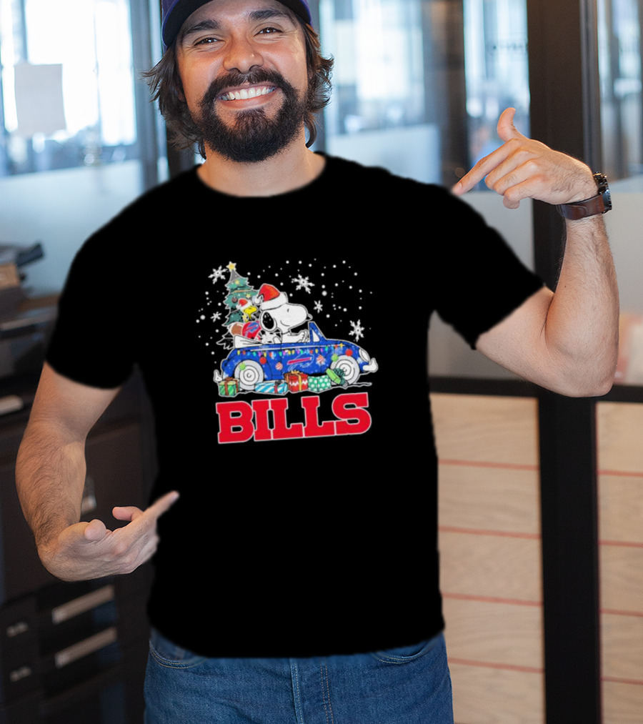 Peanuts Snoopy Woodstock Christmas Car Buffalo Bills Flag Winter Snowflakes T-Shirt