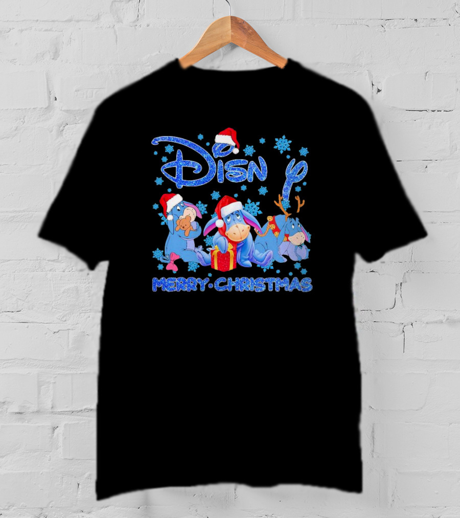 Disney Eeyore Santa Hat Winnie-the-Pooh Merry Christmas Snowflakes T-Shirt
