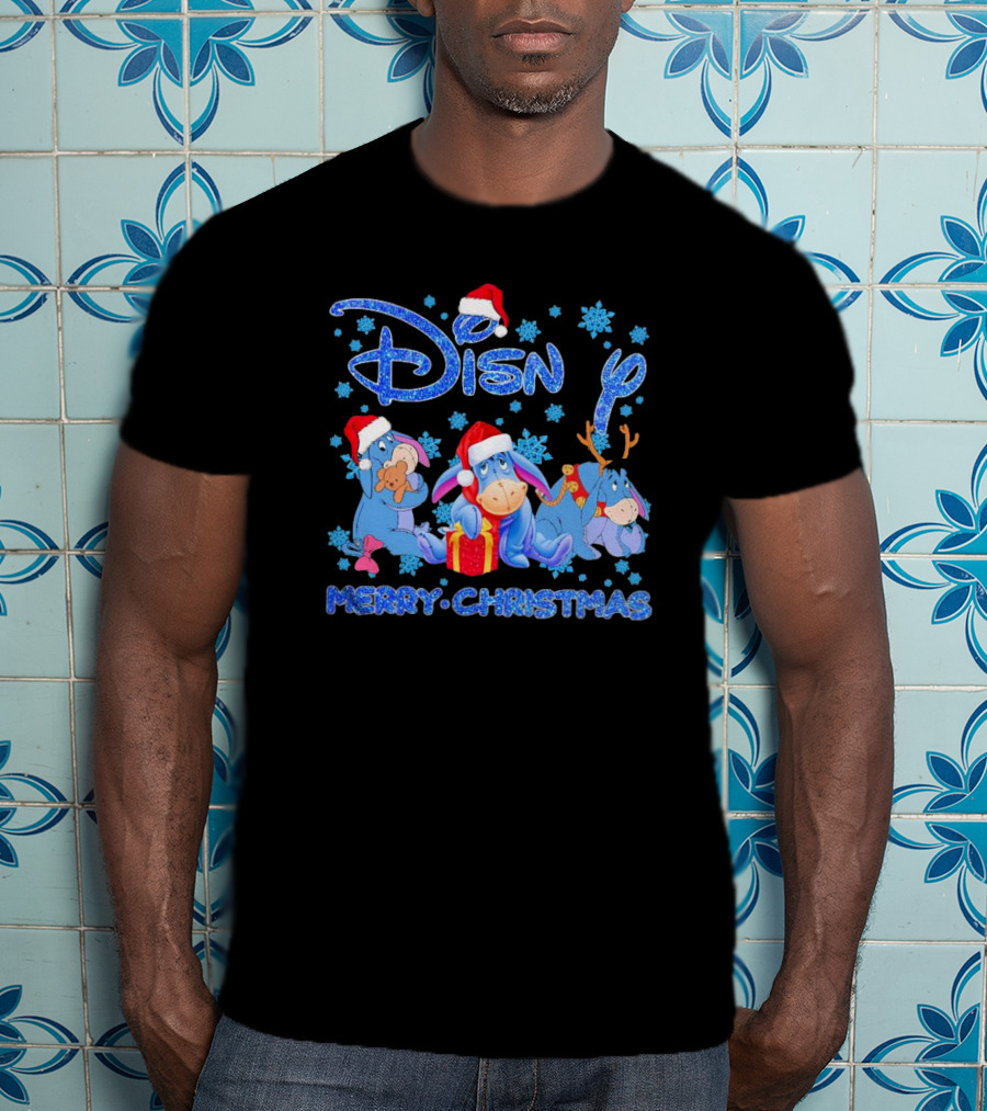 Disney Eeyore Santa Hat Winnie-the-Pooh Merry Christmas Snowflakes T-Shirt