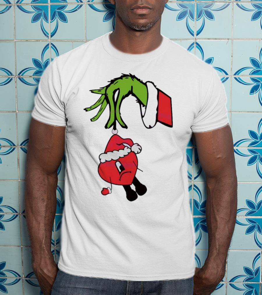 Grinch Hand Holding Santa Hat Bad Bunny Xmas T-Shirt