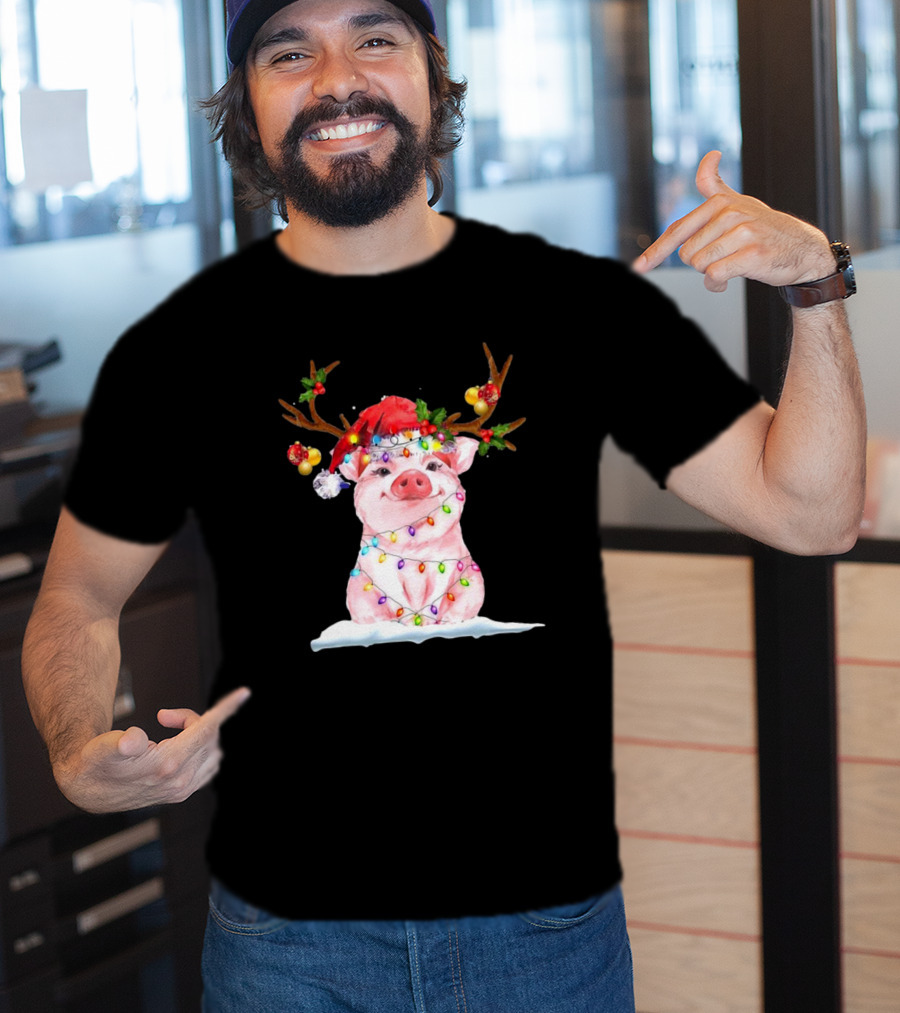 Pig Reindeer Antlers Santa Hat Christmas Lights T-Shirt