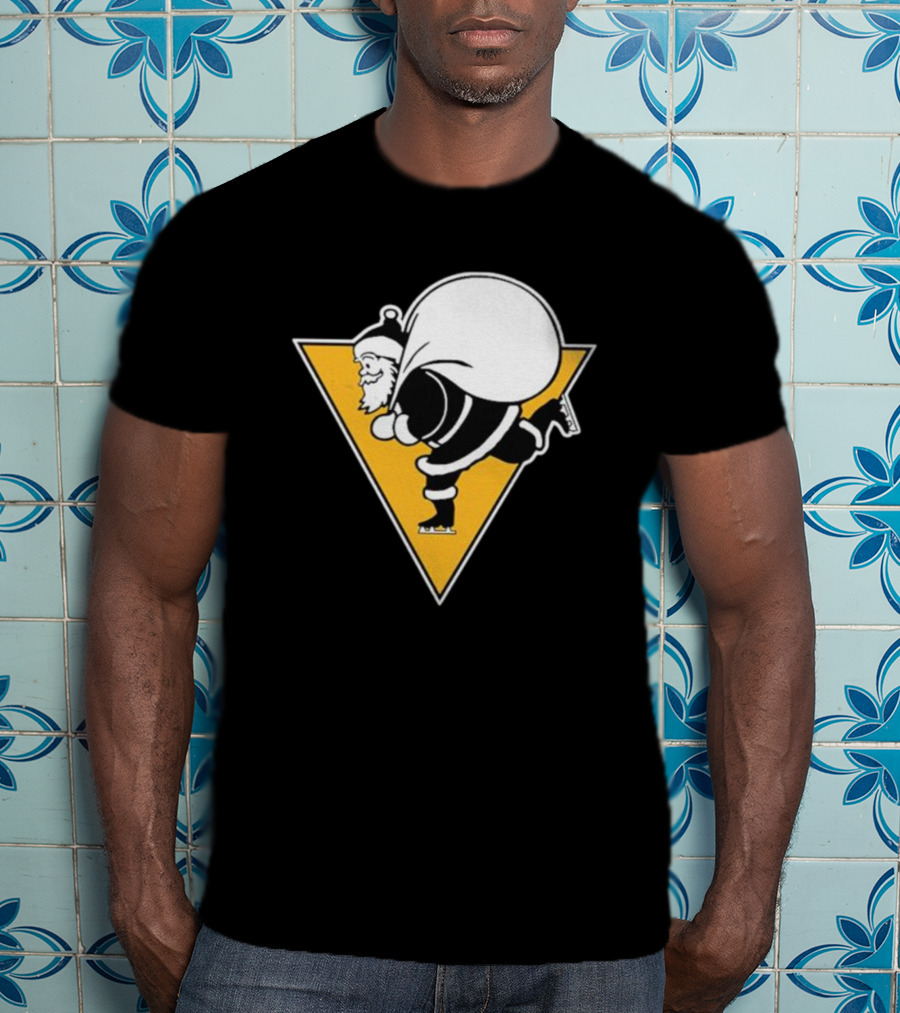 Pittsburgh Penguins Santa Skates Christmas Hockey T-Shirt