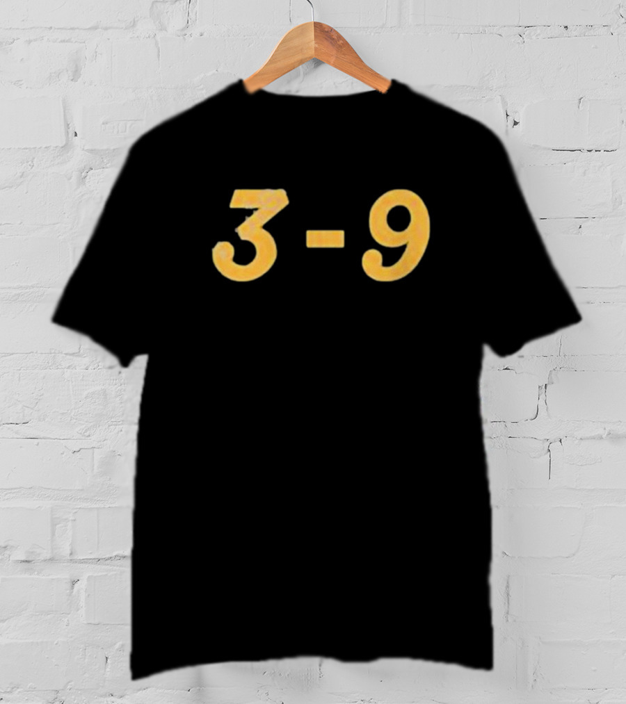 Old Grad 3-9 Pitt Football Fan T-Shirt