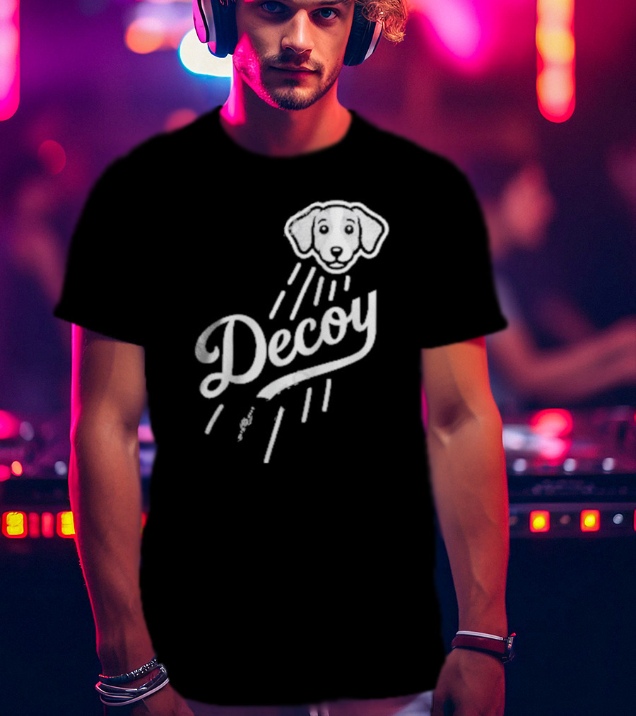 Decoy Rotowear Dog Head With Rays T-Shirt