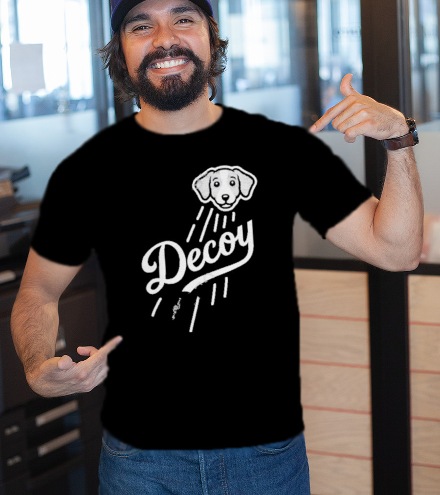 Decoy Rotowear Dog Head With Rays T-Shirt