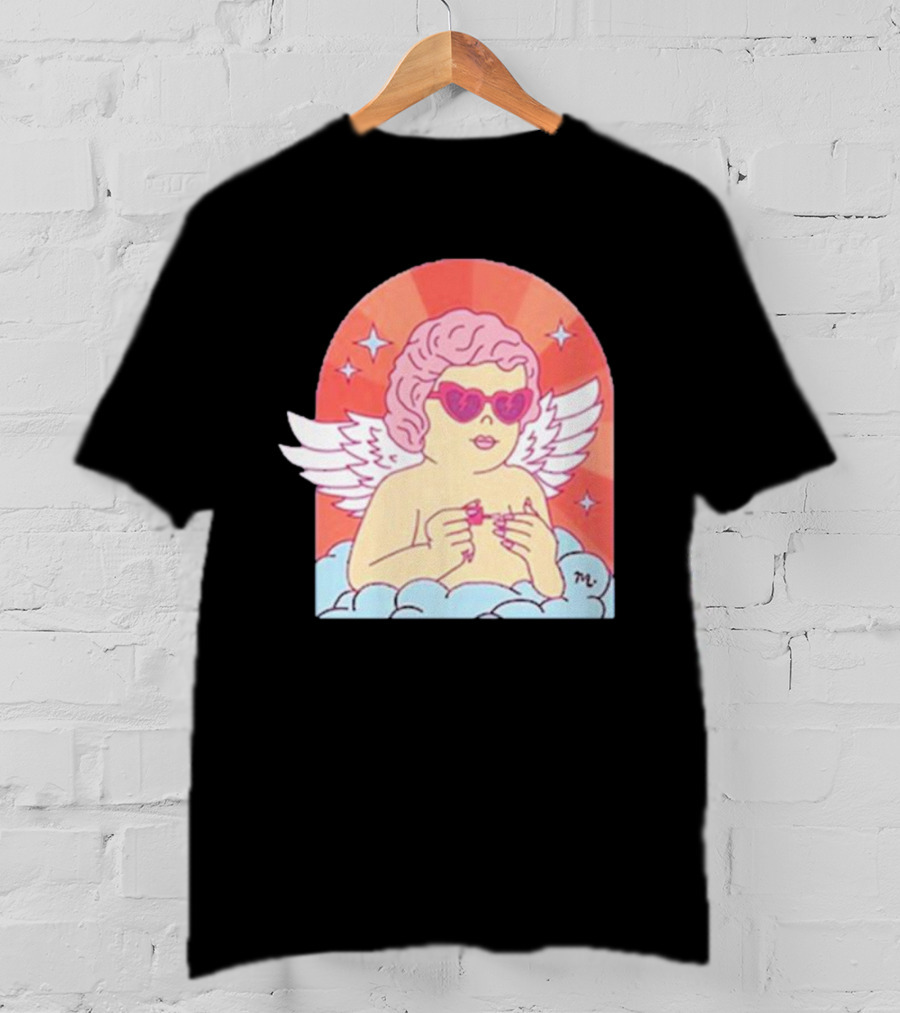 Maniology Cupid's Nail Spa Cherub With Heart Sunglasses And Wings T-Shirt