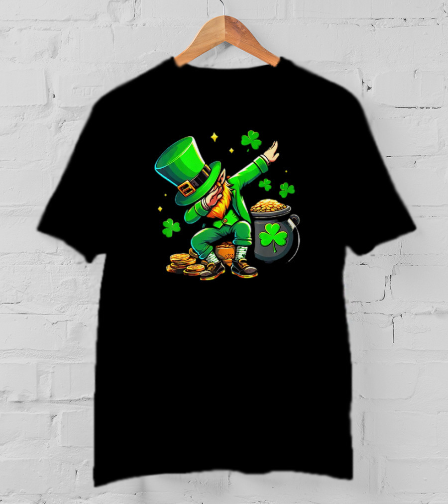 St Patricks Day Dabbing Leprechaun With Pot Of Gold And Shamrocks T-Shirt