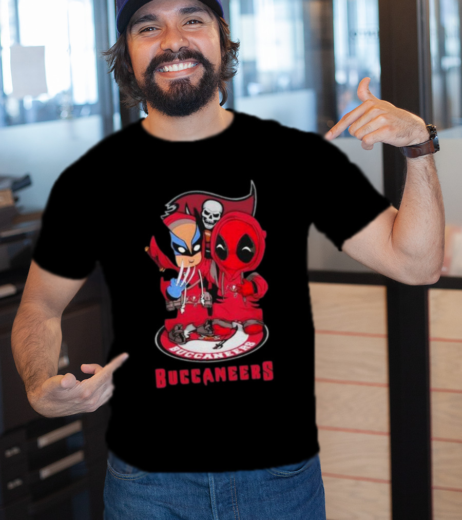 Tampa Bay Buccaneers Marvel Wolverine Deadpool Buccaneers T-Shirt