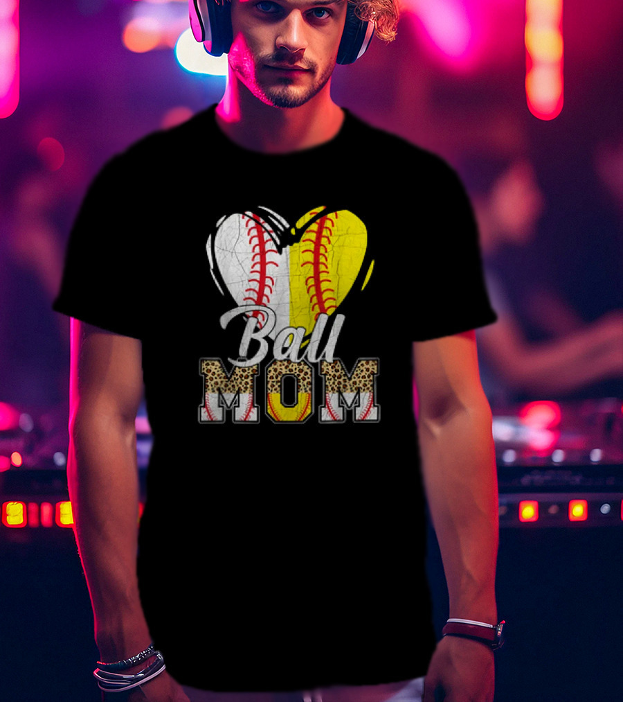 Ball Mom Heart Leopard Baseball Softball Vintage Women T-Shirt