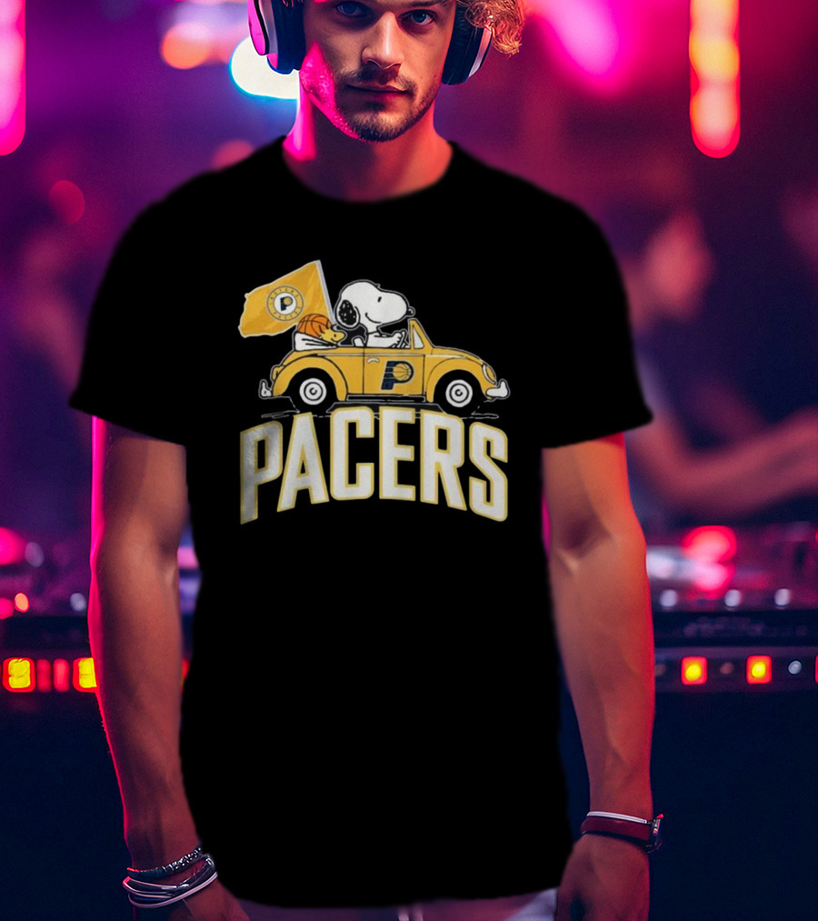 Indiana Pacers Snoopy Fan Forever Basketball Team Car Flag T-Shirt