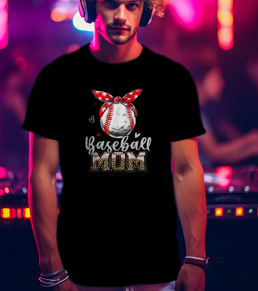 Leopard Baseball Mom Red Headband Baseball Ball Mother's Day Mama T-Shirt