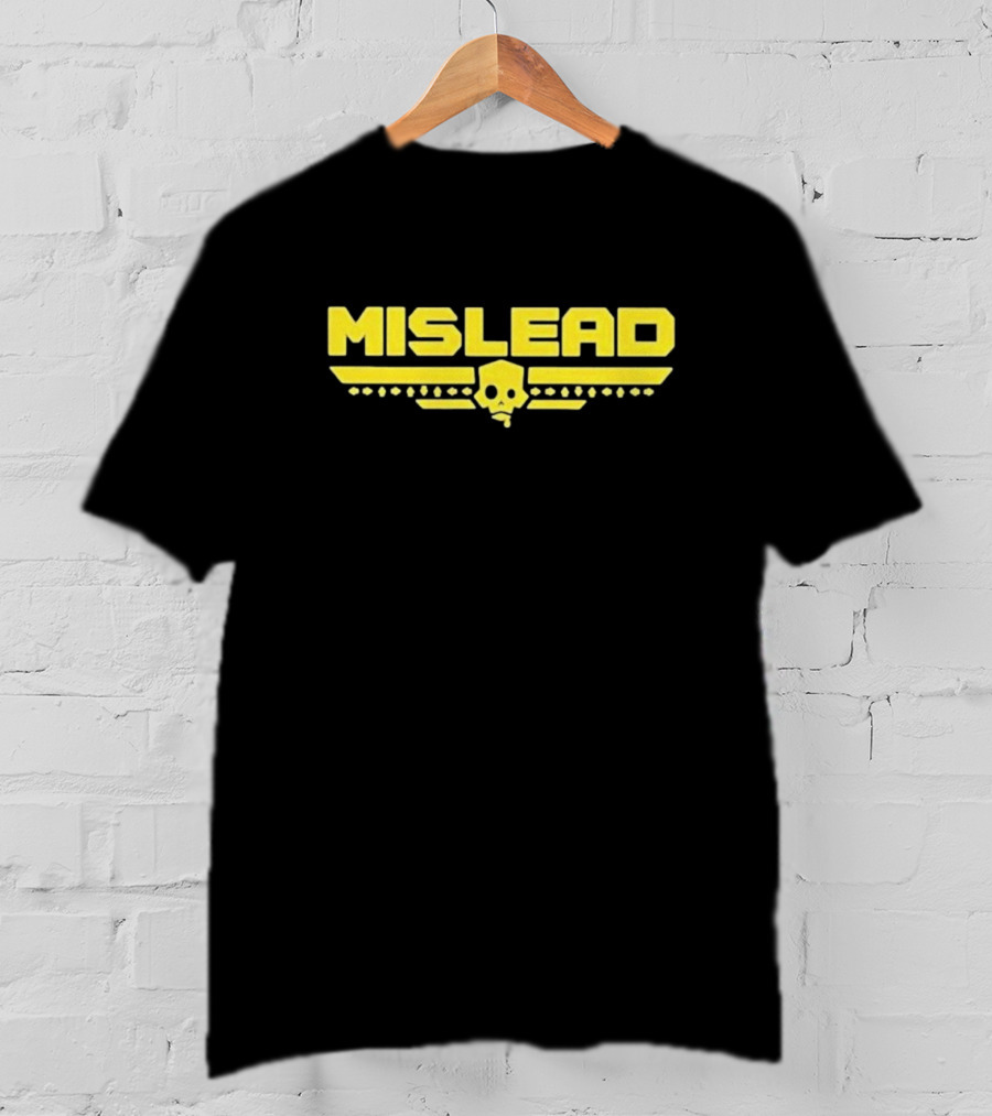 MISLEAD Yellow Skull Emblem T-Shirt