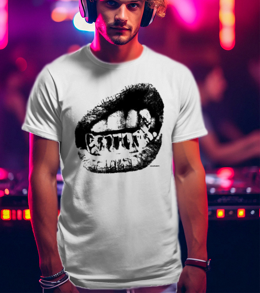 Wally1k Fang Mouth Sketch T-Shirt