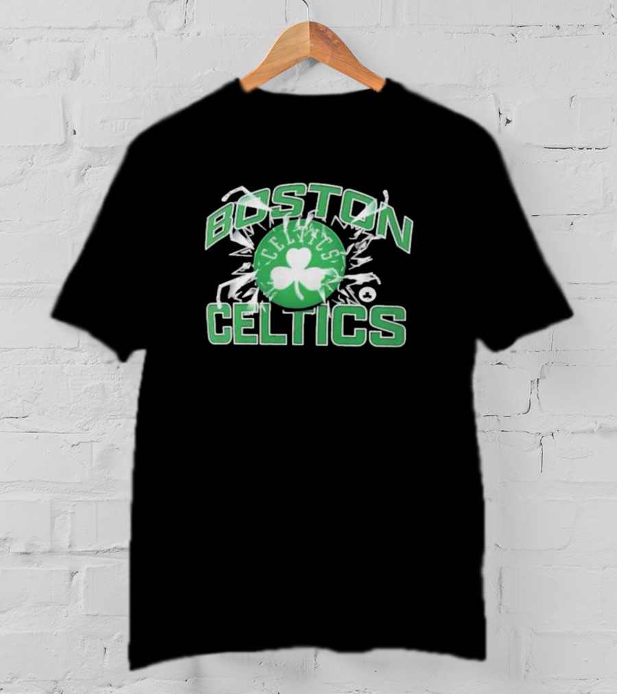 Boston Celtics Fanatics Shattered Logo Burst T-Shirt