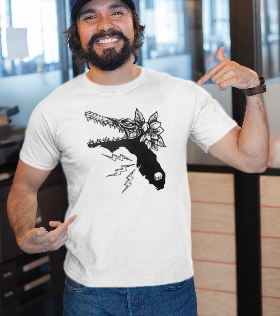 Florida Will Eat You - Alligator Skull Lightning Magnolia Map T-Shirt