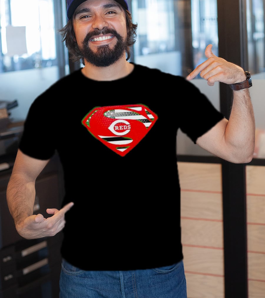 Cincinnati Reds Superman Shield USA Flag T-Shirt