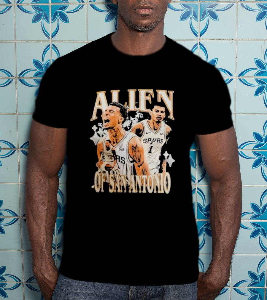 Alien Of San Antonio Spurs Basketball Star T-Shirt