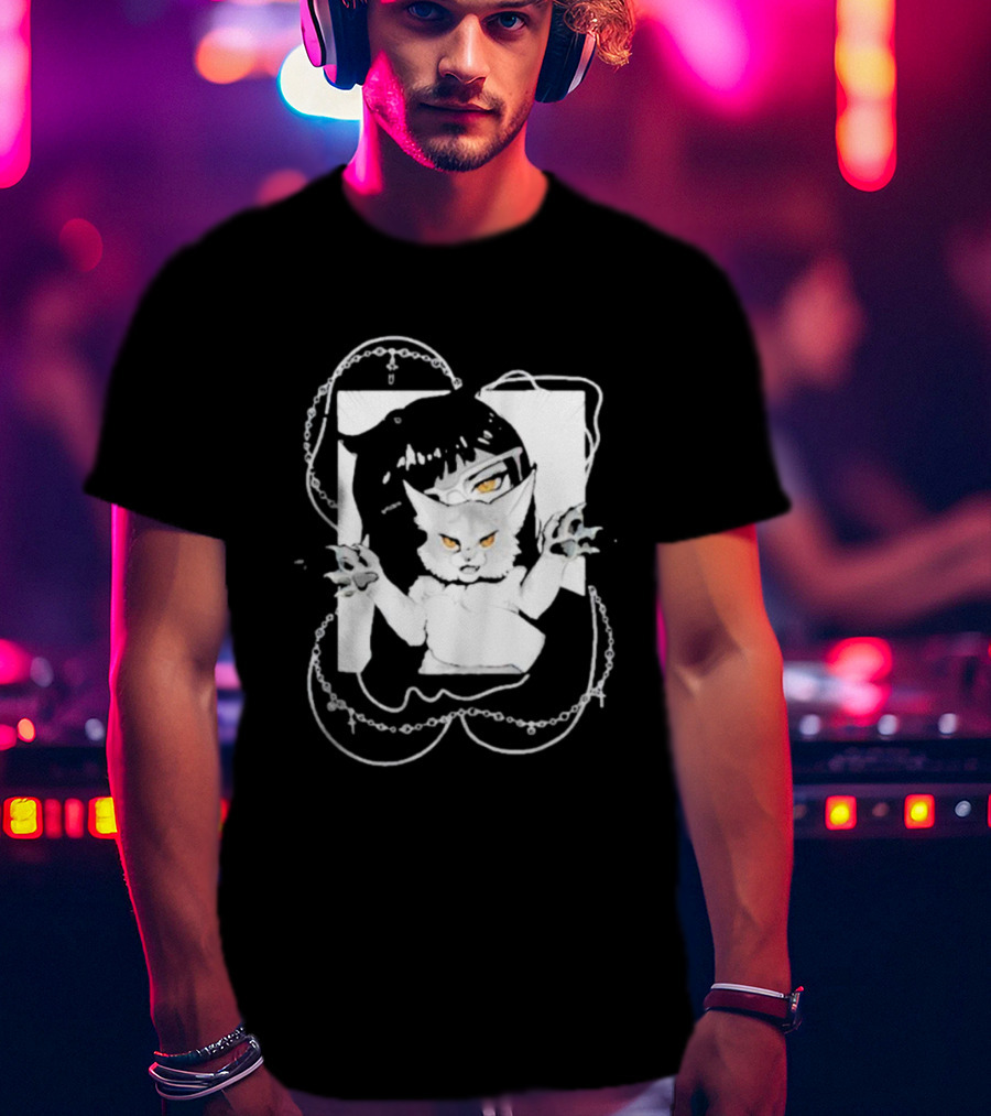 Aspens Cat Attack White Cat And Chains T-Shirt