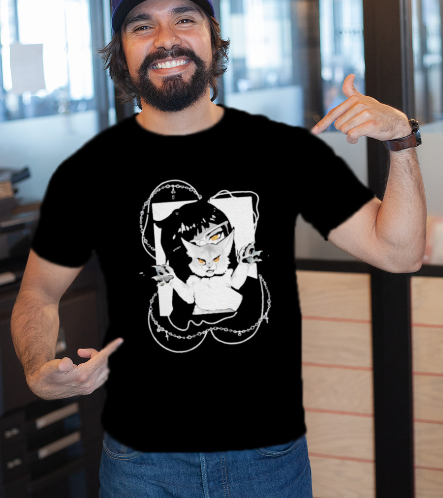 Aspens Cat Attack White Cat And Chains T-Shirt