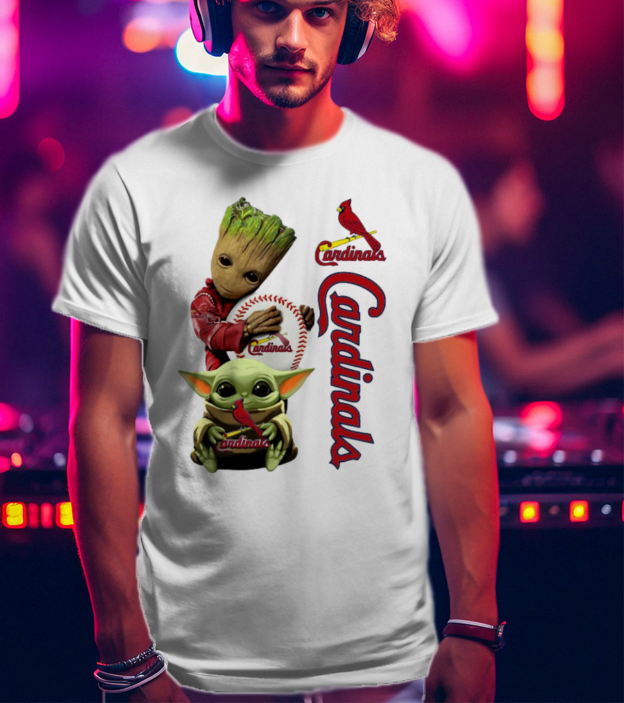 Baby Groot And Baby Yoda Hugging St. Louis Cardinals Baseball T-Shirt