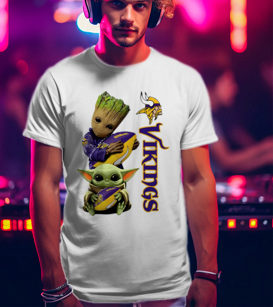 Baby Groot And Yoda Hugging Minnesota Vikings Football T-Shirt