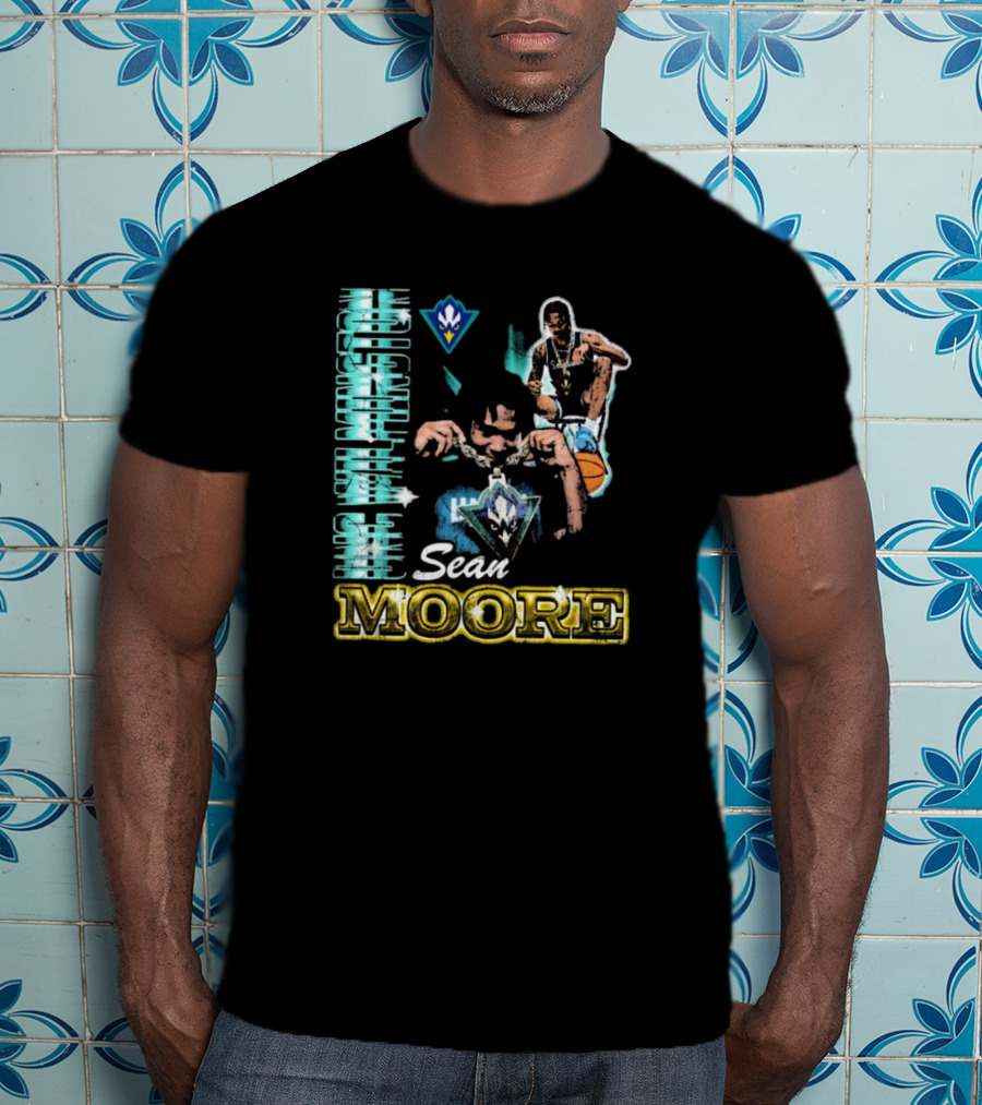 UNC Wilmington Seahawks Sean Moore 90s Basketball T-Shirt