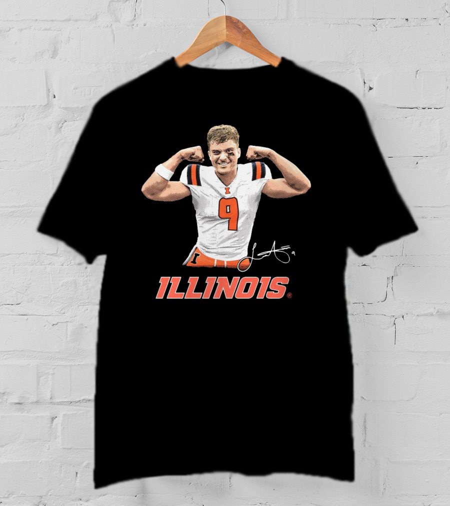 Illinois Fighting Illini Luke Altmyer Flexing With Signature And Number 9 T-Shirt