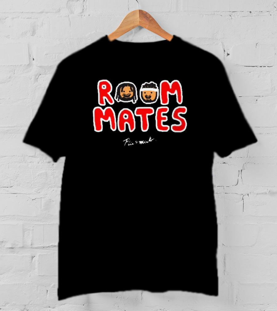 Roommates Playmaker NBA Paint Playful Character Heads T-Shirt