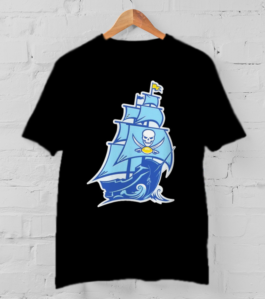 Tampa Bay Buccaneers Rays Ship Skull NFL MLB Mashup T-Shirt