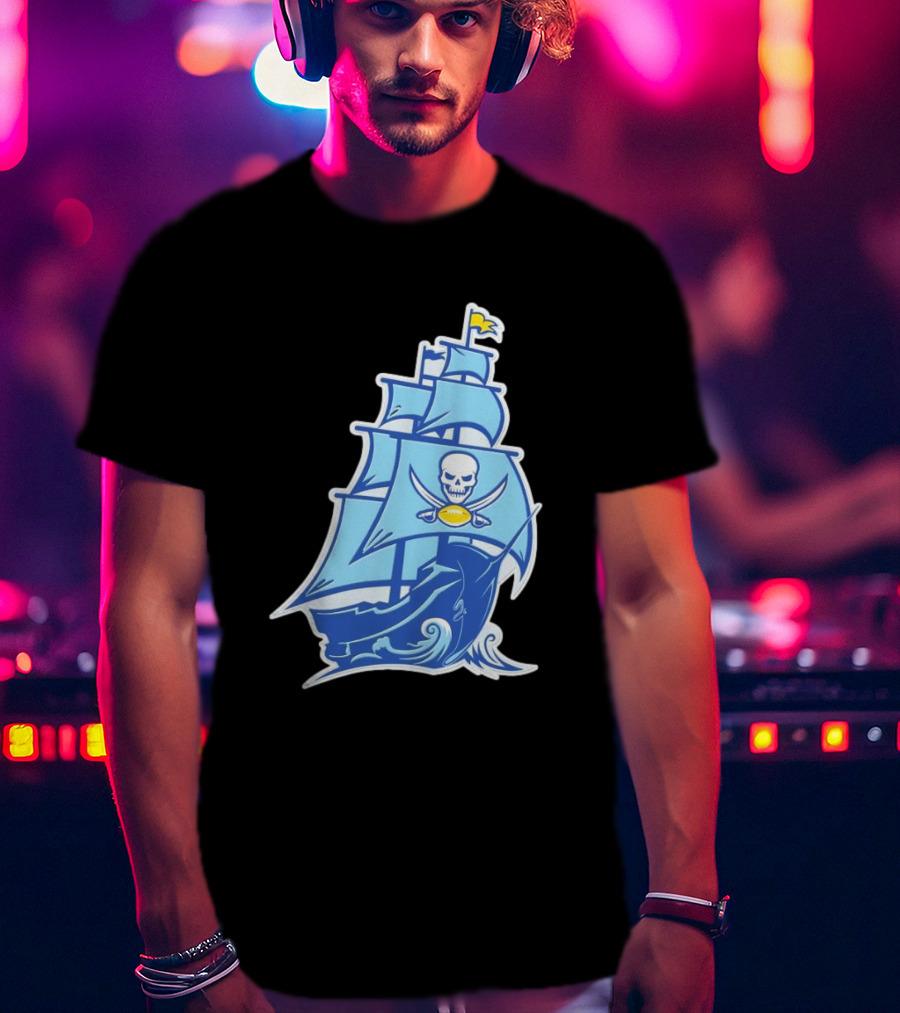Tampa Bay Buccaneers Rays Ship Skull NFL MLB Mashup T-Shirt