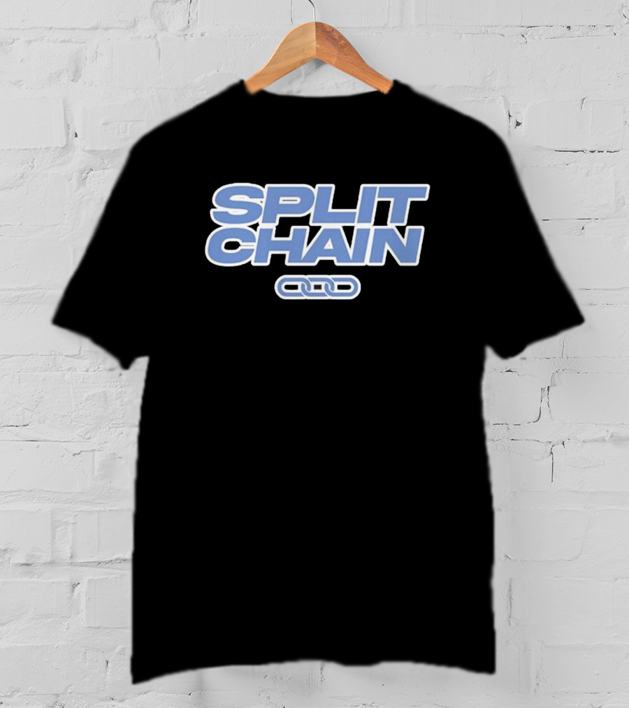 Split Chain Linked Text T-Shirt
