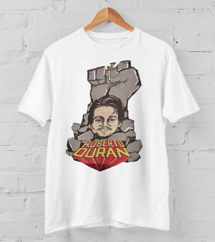 Roberto Duran Fist Breaking Through Vintage Boxing T-Shirt