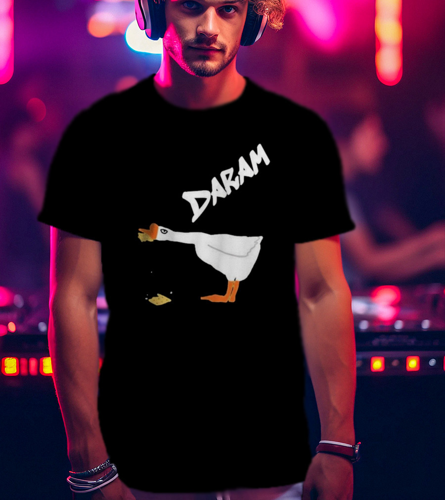 Goose Snack Humor Daram Goose Eating Cookie T-Shirt