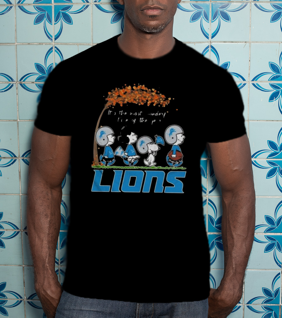 Peanuts Characters It's The Most Wonderful Time Of The Year Detroit Lions T-Shirt