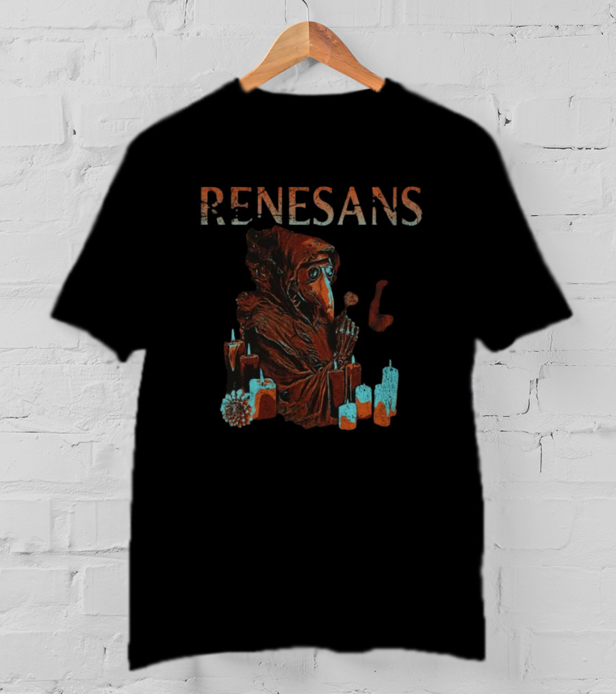 Renesans Plague Doctor Surrounded By Candles T-Shirt