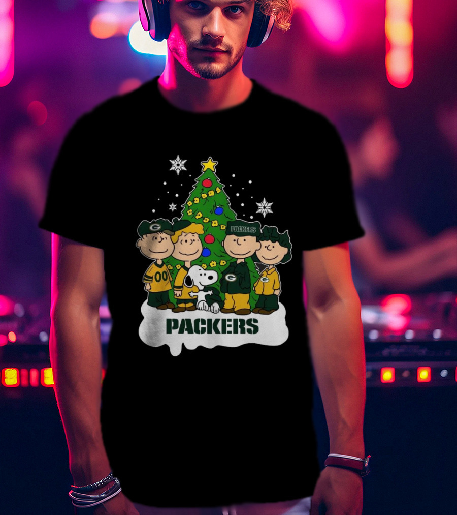 Snoopy The Peanuts Packers NFL Christmas T-Shirt