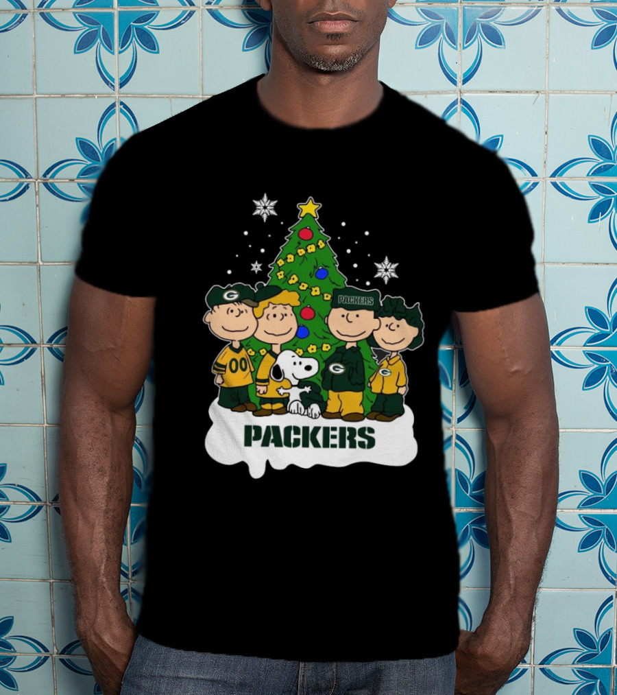 Snoopy The Peanuts Packers NFL Christmas T-Shirt