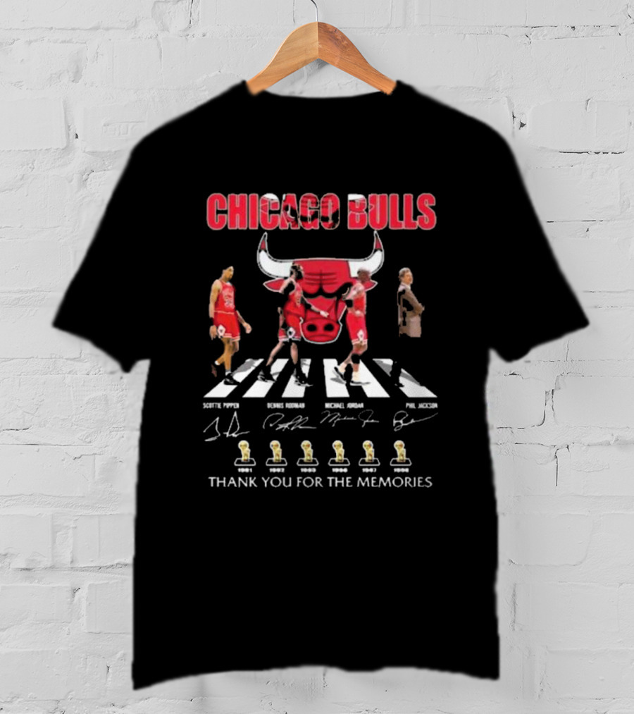 Chicago Bulls Legends Forever Pippen Rodman Jordan Jackson Thank You For The Memories 1991 1992 1993 1996 1997 1998 T-Shirt