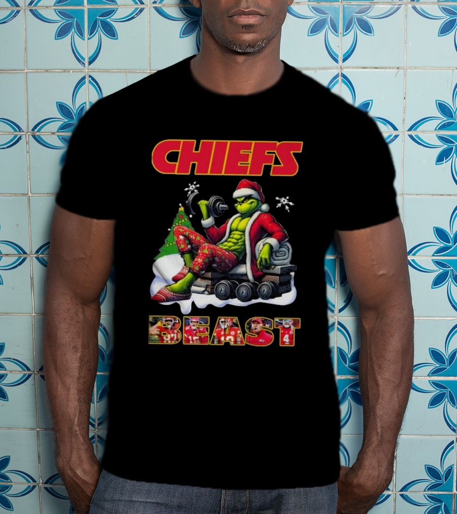 Chiefs Grinch Santa Beast Christmas Gymmer Kansas NFL 2025 T-Shirt