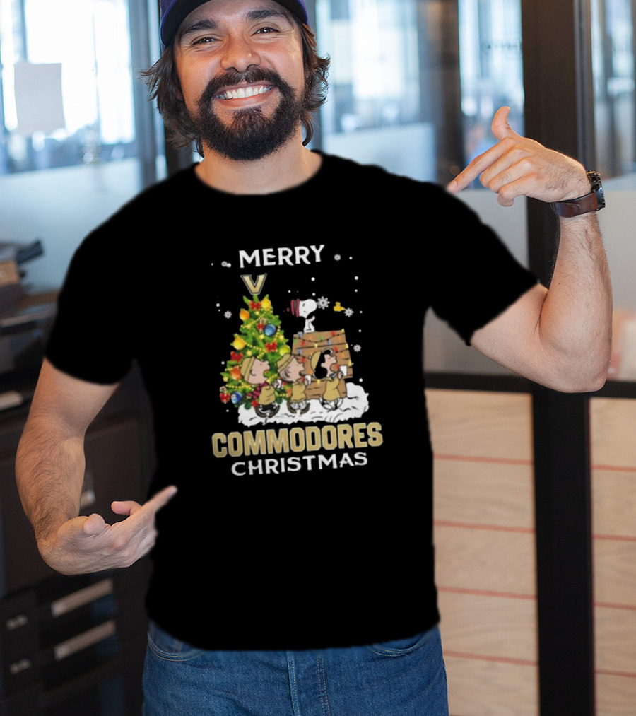 Vanderbilt Commodores Snoopy And Friends Merry Christmas T-Shirt