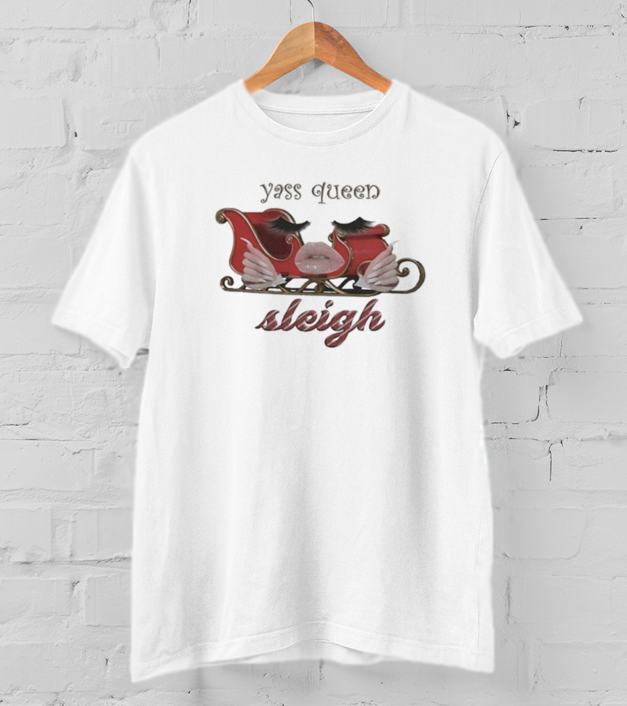 Yass Queen Sleigh Red Lips Fake Eyelashes T-Shirt