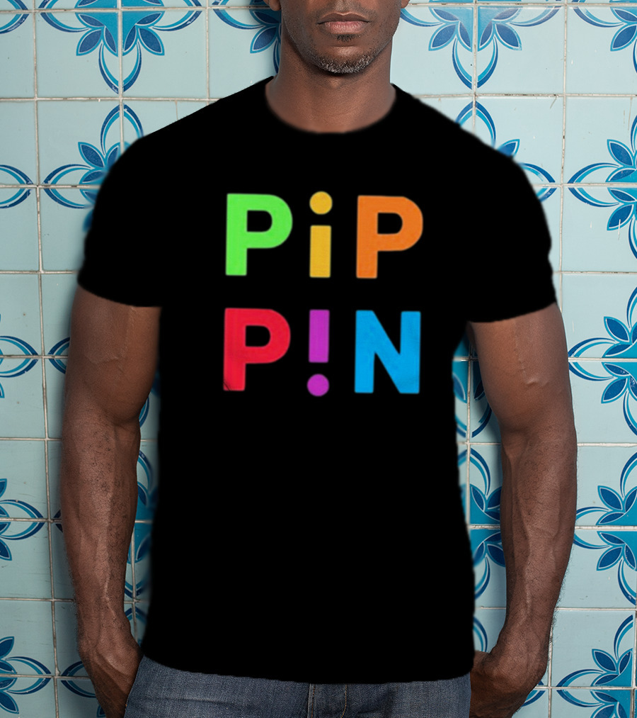 Ronscompvids Macintosh Librarian PiP PiN T-Shirt