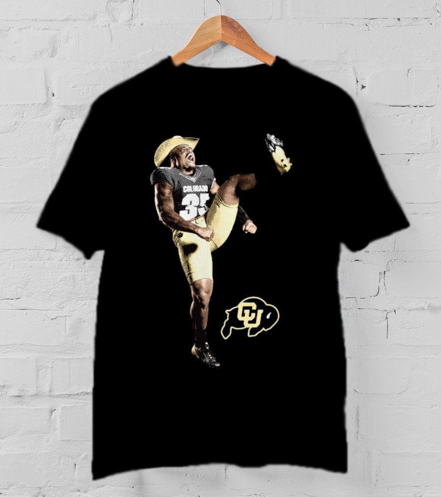 Colorado Buffs BJ Green II Cowboy Hat 90s Style Football Player With CU T-Shirt