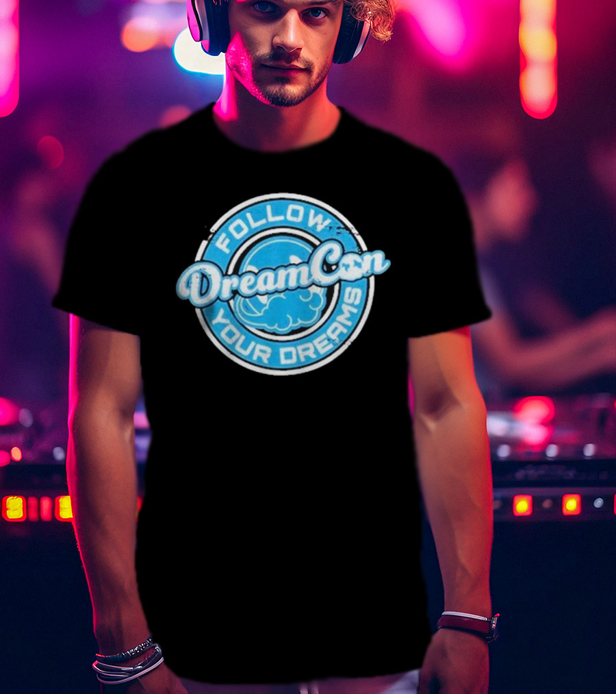 DreamCon Follow Your Dreams Dreamconvention Standard Cloud Badge T-Shirt