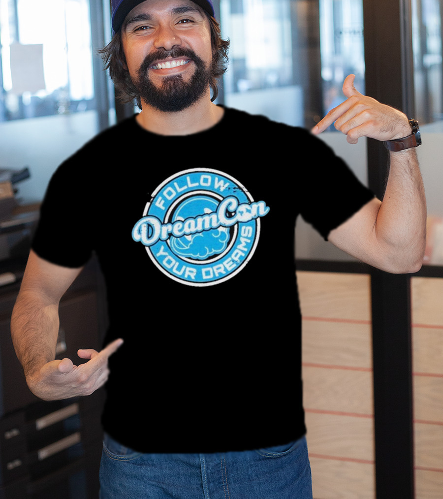 DreamCon Follow Your Dreams Dreamconvention Standard Cloud Badge T-Shirt